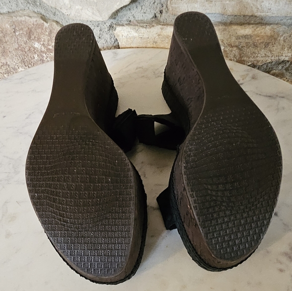 Stuart Weitzman Black Reptile Pattern Upper Cork Wedge Slide Sandals  Size 6M - Picture 12 of 14